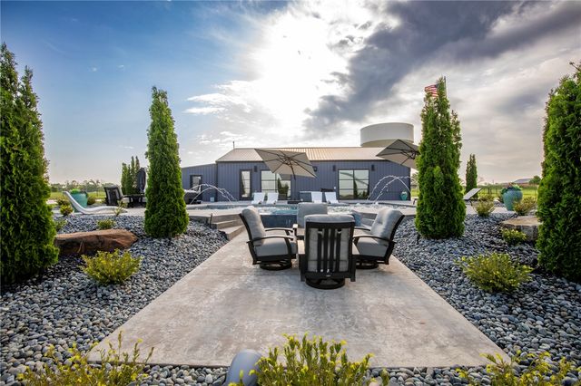 11390 Walters Road, Bentonville, AR 72712