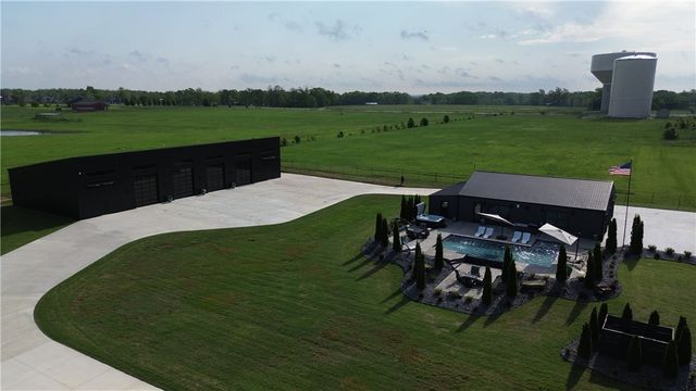 11390 Walters Road, Bentonville, AR 72712