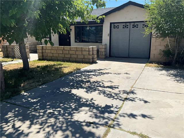 12591 Daisy, Boron, CA 93516