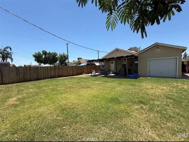 2512 Barnett, Bakersfield, CA 93308