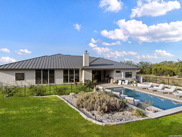 10522 Kendall Cyn, San Antonio, TX 78255