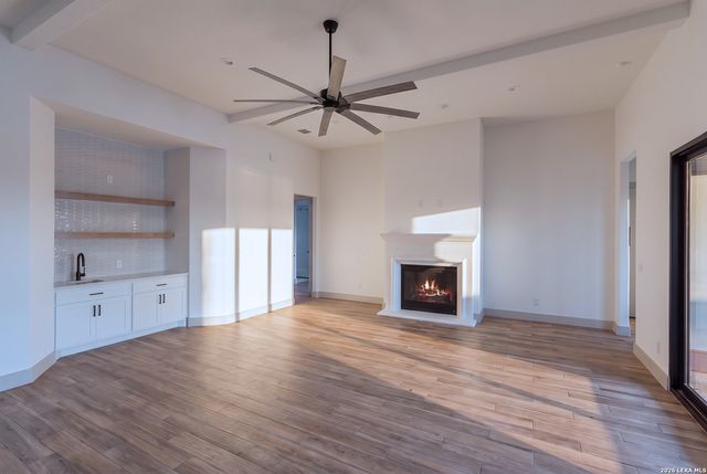 10522 Kendall Cyn, San Antonio, TX 78255