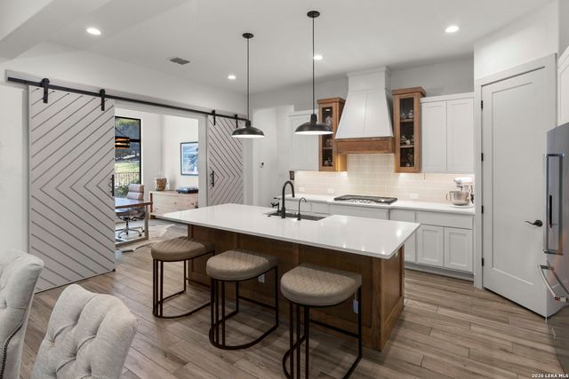 10522 Kendall Cyn, San Antonio, TX 78255