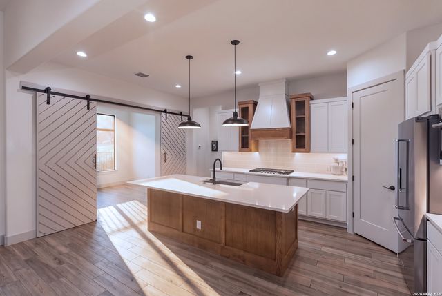 10522 Kendall Cyn, San Antonio, TX 78255