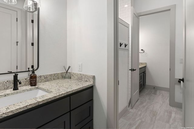 10522 Kendall Cyn, San Antonio, TX 78255