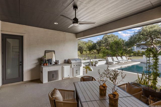 10522 Kendall Cyn, San Antonio, TX 78255