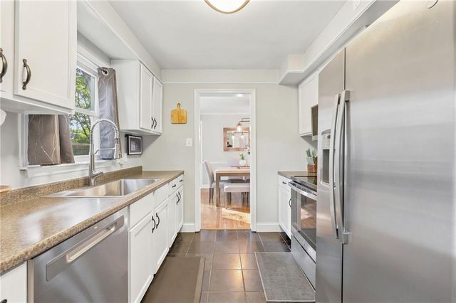 5608 Roeland Drive, Roeland Park, KS 66205