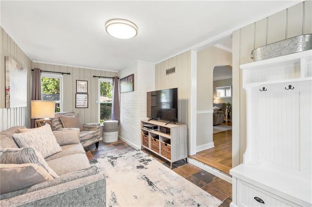 5608 Roeland Drive, Roeland Park, KS 66205