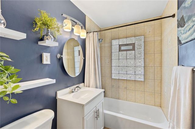 5608 Roeland Drive, Roeland Park, KS 66205