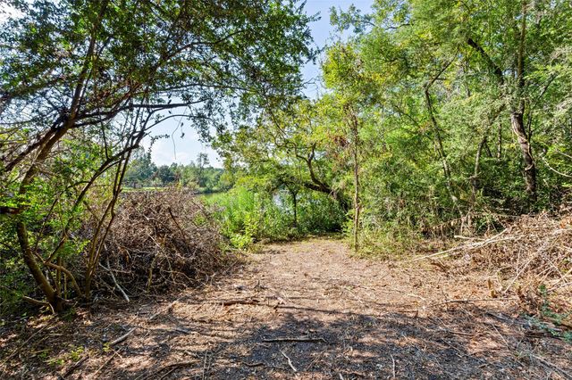 1500 Fm 517 Rd E, Dickinson, TX 77539