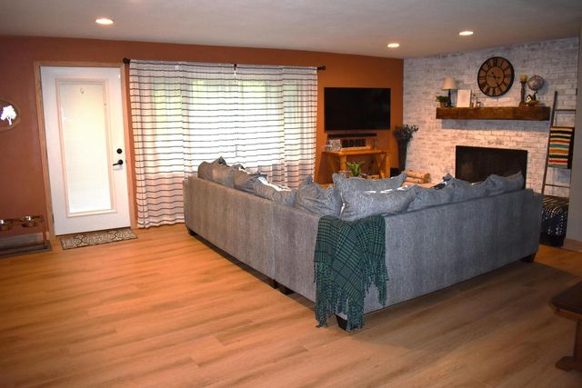 4911 85th STREET, Kenosha, WI 53142