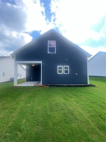 28 Halsey Street, Central, SC 29630