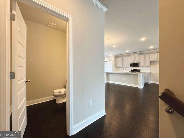 2020 Manor Pointe Drive, Drive 19, Cumming, GA 30041