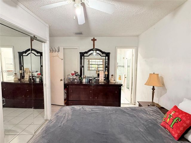 5941 W 20th Ln, Hialeah, FL 33016