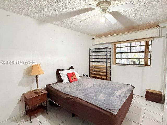 5941 W 20th Ln, Hialeah, FL 33016