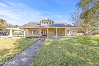 420 Berard Street, Breaux Bridge, LA 70517