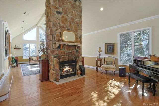 235 S Boulevard, Nyack, NY 10960