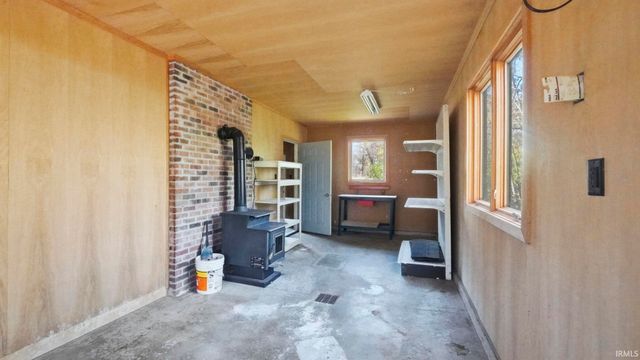 5720 Devils Hollow Road, Fort Wayne, IN 46814