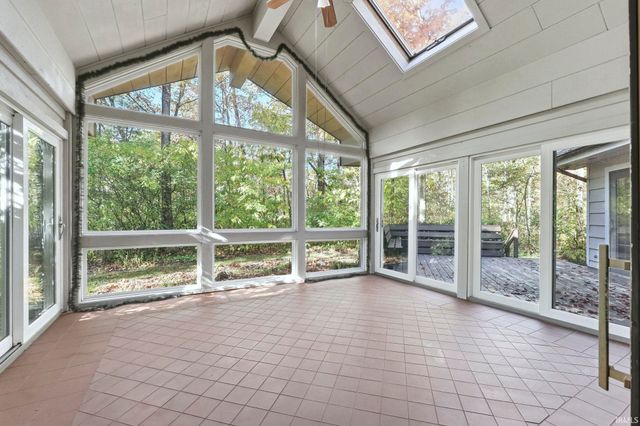 5720 Devils Hollow Road, Fort Wayne, IN 46814