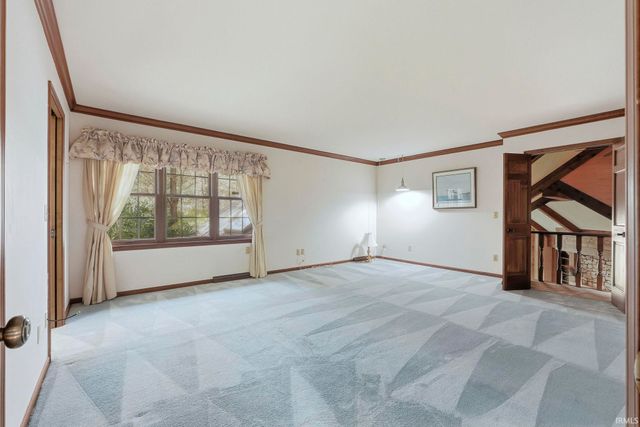 5720 Devils Hollow Road, Fort Wayne, IN 46814