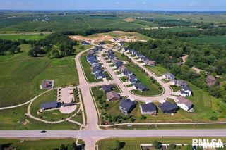 7169 SPRING CREEK Drive, Bettendorf, IA 52722