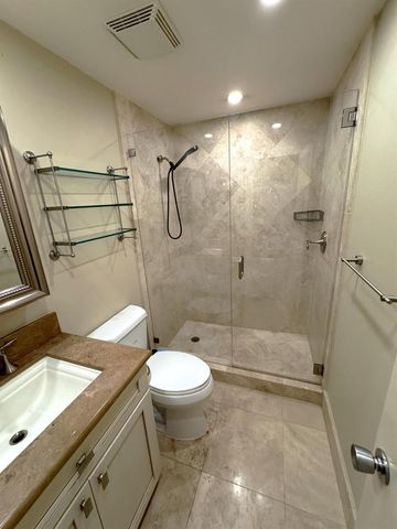 625 Oaks Drive 106, Pompano Beach, FL 33069