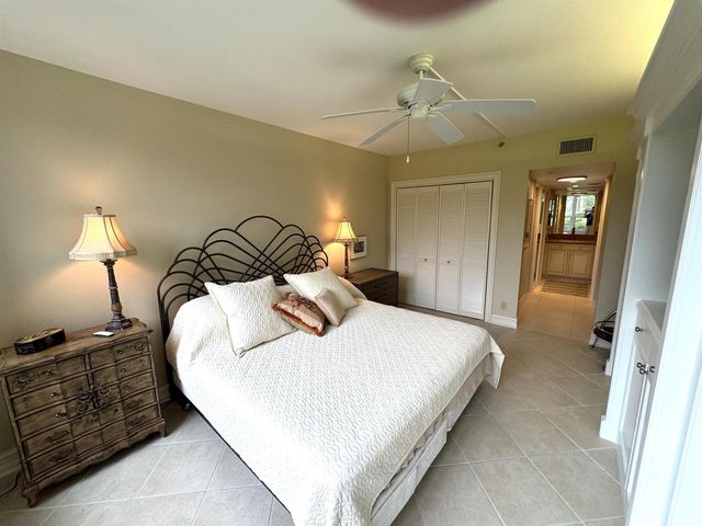 625 Oaks Drive 106, Pompano Beach, FL 33069
