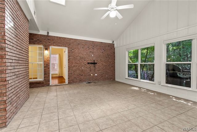 2133 Fox Ridge, Tuscaloosa, AL 35406