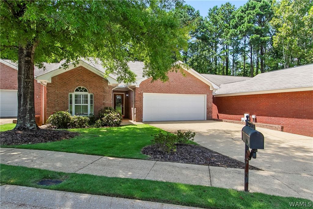 2133 Fox Ridge, Tuscaloosa, AL 35406