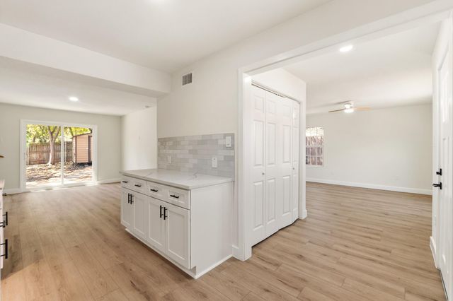 903 Potomac PATH, Austin, TX 78753