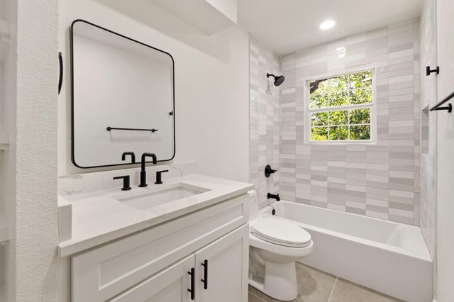 903 Potomac PATH, Austin, TX 78753