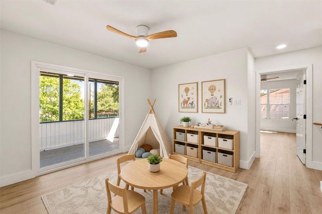 903 Potomac PATH, Austin, TX 78753