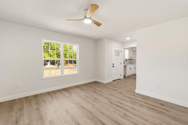 903 Potomac PATH, Austin, TX 78753