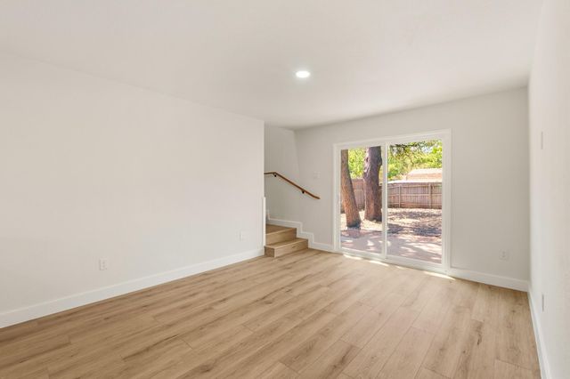 903 Potomac PATH, Austin, TX 78753