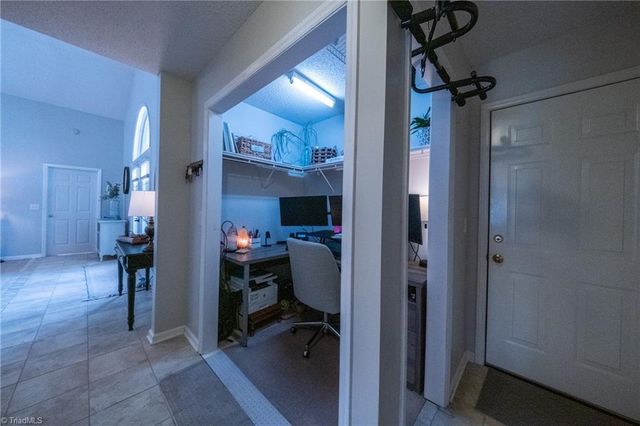 7060 ORCHARD PATH Drive, Clemmons, NC 27012