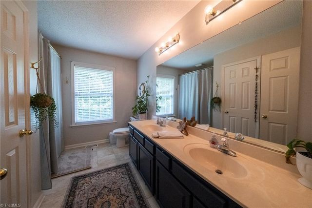 7060 ORCHARD PATH Drive, Clemmons, NC 27012