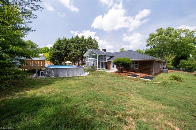7060 ORCHARD PATH Drive, Clemmons, NC 27012
