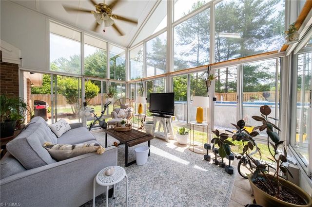 7060 ORCHARD PATH Drive, Clemmons, NC 27012