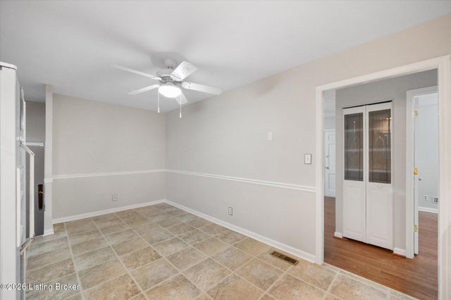 9806 Mary Dell Ln, Louisville, KY 40291