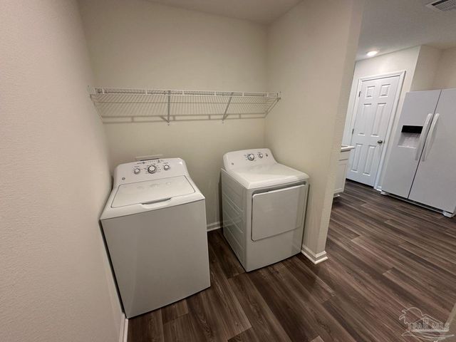 8727 Schooner Ln, Pensacola, FL 32507
