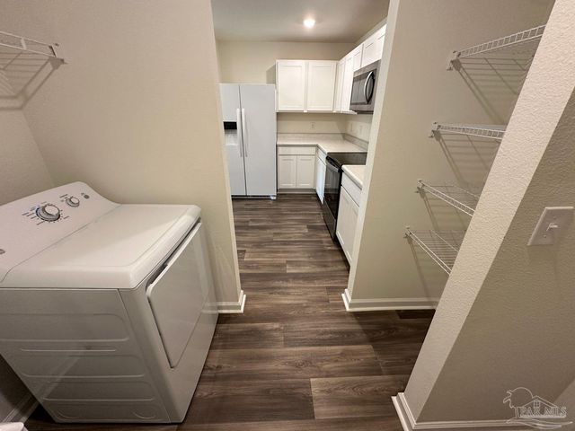 8727 Schooner Ln, Pensacola, FL 32507