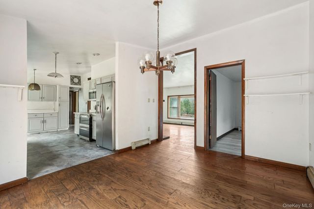 505 County Route 12, New Hampton, NY 10958