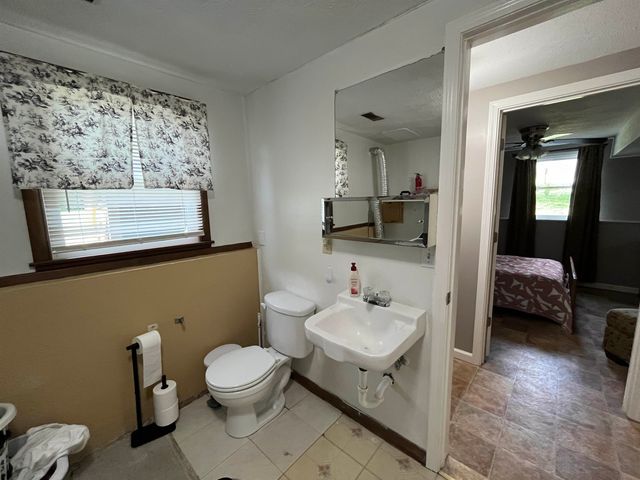 5845 N Leisure Road, Salina, KS 67401