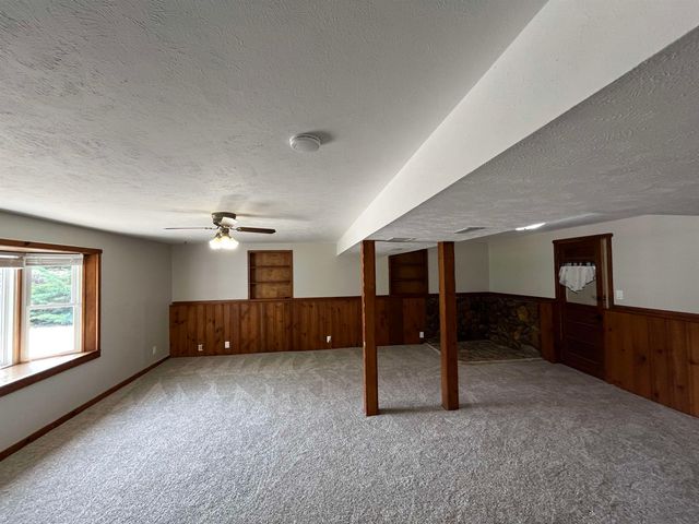 5845 N Leisure Road, Salina, KS 67401