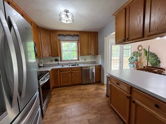 5845 N Leisure Road, Salina, KS 67401