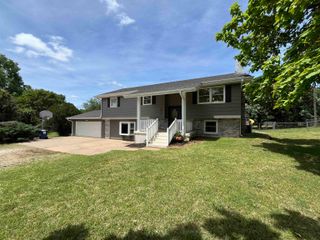 5845 N Leisure Road, Salina, KS 67401