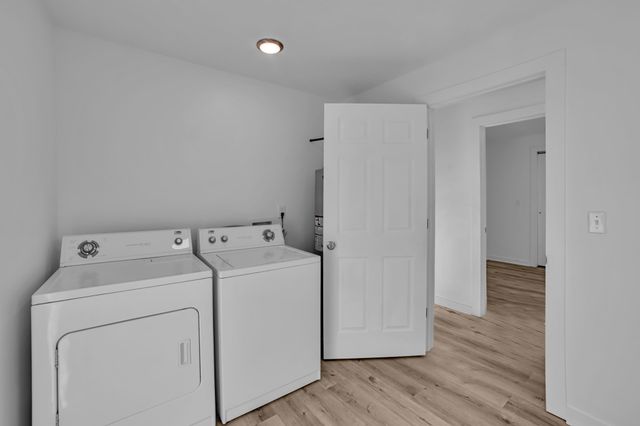 813 Curtis St, Paris, TN 38242