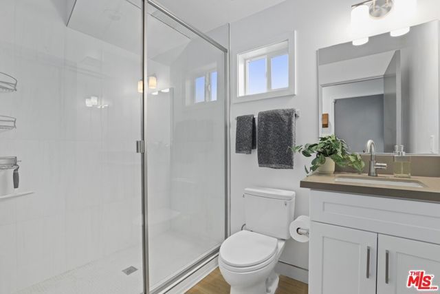 14665 W Sara Lane, Los Angeles, CA 91402