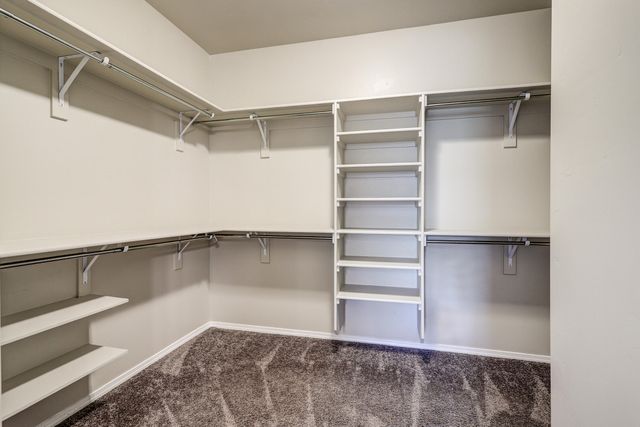 6305 Kestrel Drive NE, Rio Rancho, NM 87144