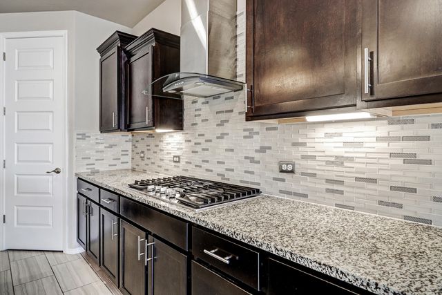 6305 Kestrel Drive NE, Rio Rancho, NM 87144